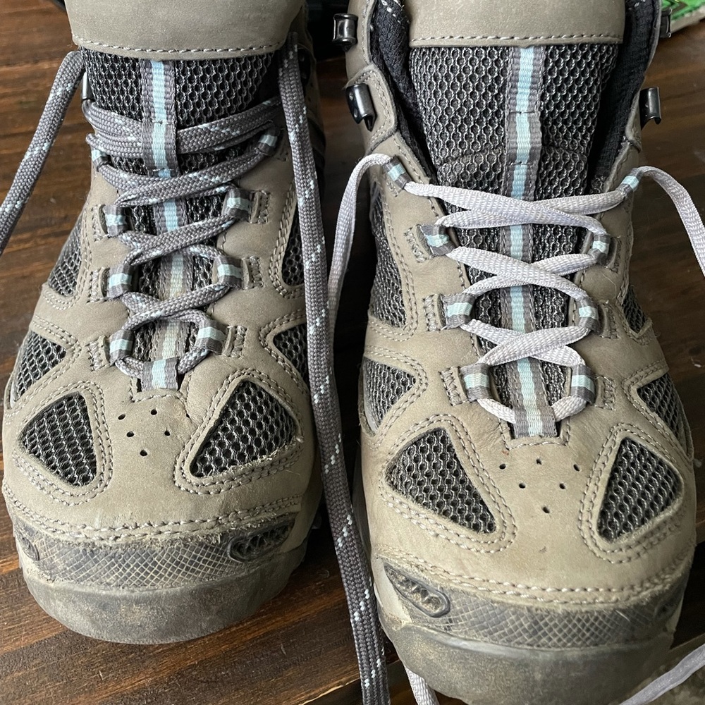 WOMEN'S VASQUE BREEZE III GTX